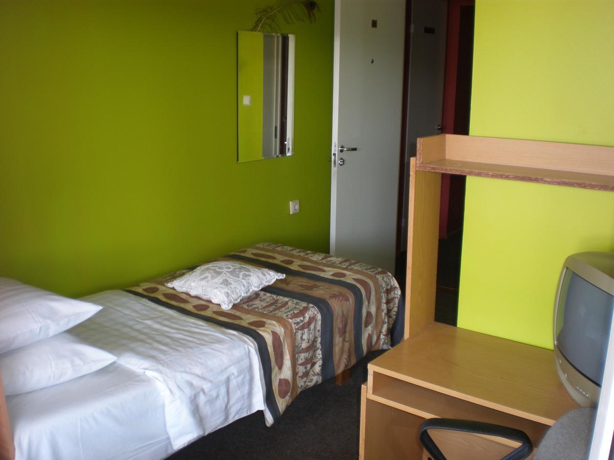 Hotel Getliin Saku ภายนอก รูปภาพ
